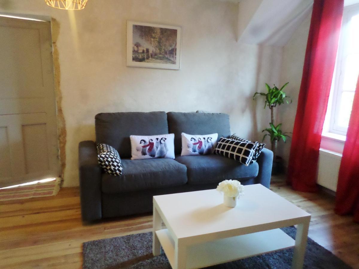 Bed and Breakfast Les Marronniers La Chapelle-sous-Brancion Екстер'єр фото